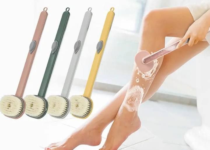 Масажна щітка дозатор для тіла BodyBrush (100) P4678 фото